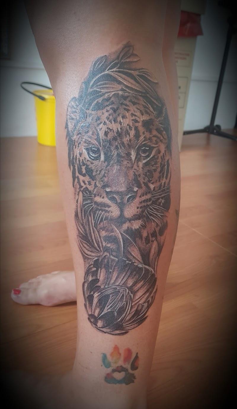 The Tattooer - Photo 3